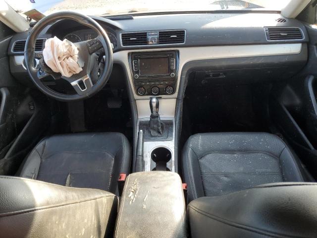  VOLKSWAGEN PASSAT 2013 Сріблястий
