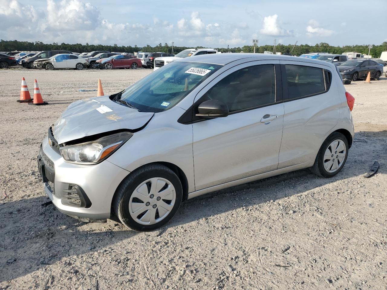 2017 Chevrolet Spark Ls продається в Houston, TX - All Over