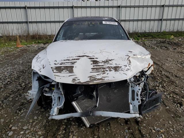  LEXUS IS 2019 White
