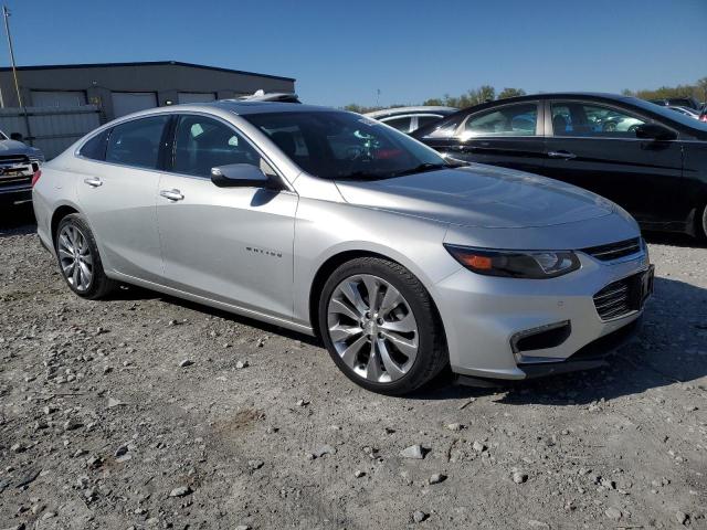  CHEVROLET MALIBU 2017 Серебристый