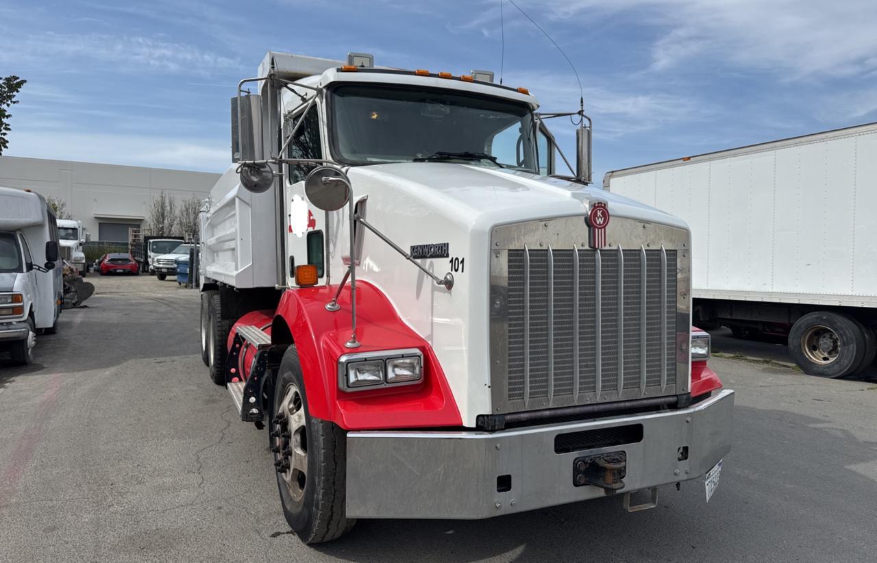 2015 Kenworth Construction T800 იყიდება San Martin-ში, CA - Normal Wear