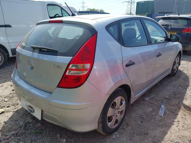 2011 HYUNDAI I30 CLASSI