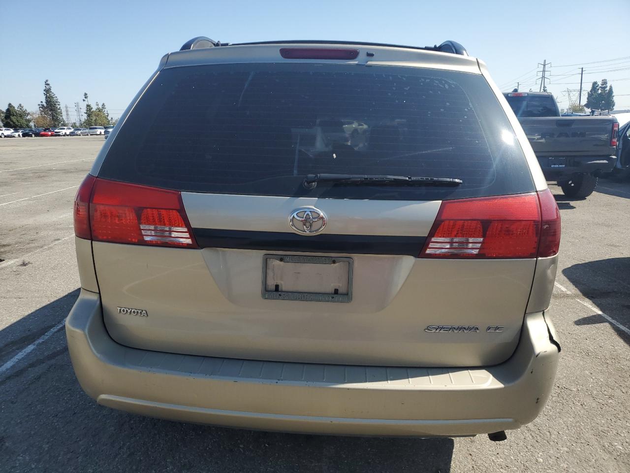 2005 Toyota Sienna Ce VIN: 5TDZA23C85S298890 Lot: 54719435