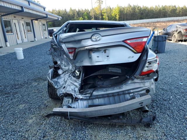  TOYOTA CAMRY 2015 Серебристый