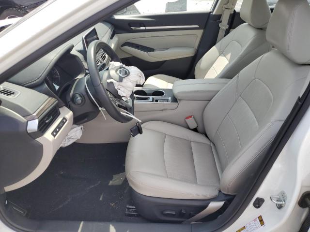  NISSAN ALTIMA 2019 Biały
