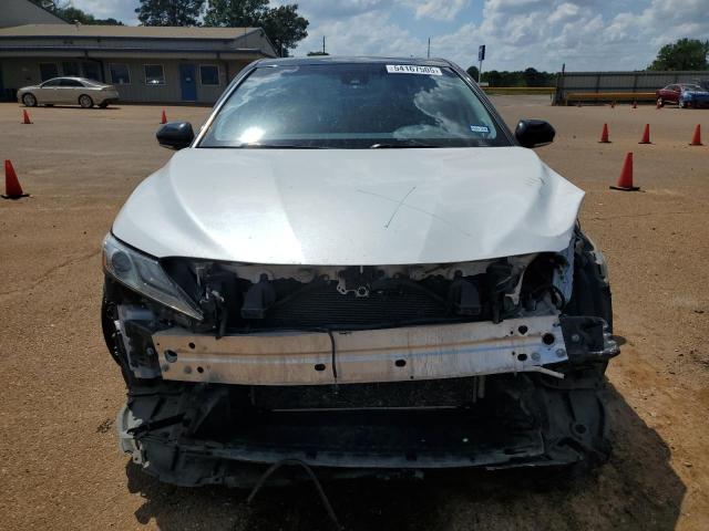  TOYOTA CAMRY 2019 Белый