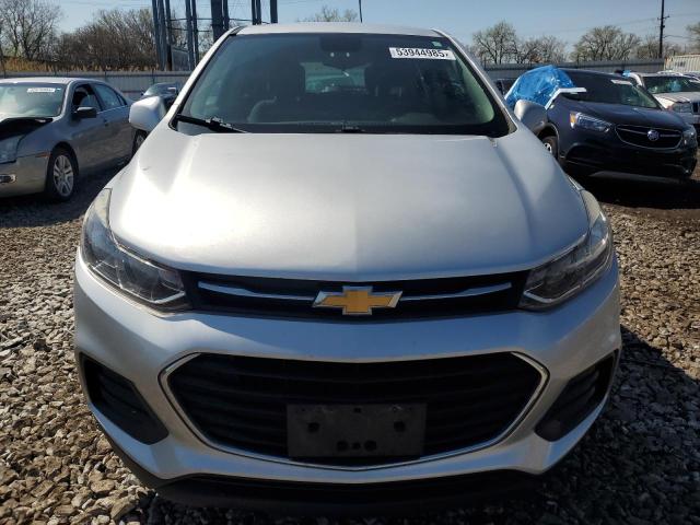  CHEVROLET TRAX 2018 Srebrny
