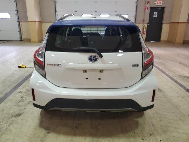  TOYOTA PRIUS 2018 Белы