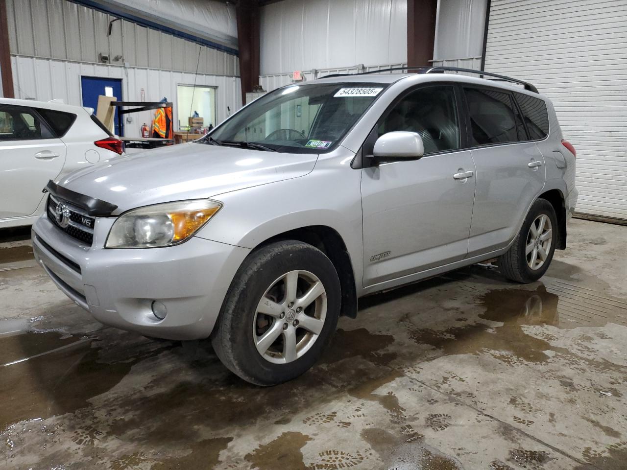 2008 Toyota Rav4 Limited for Sale in West Mifflin, PA - Minor Dent/Scratches