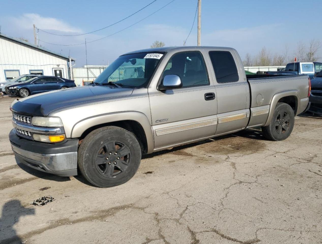 2001 Chevrolet Silverado C1500 للبيع في Pekin، IL - Side