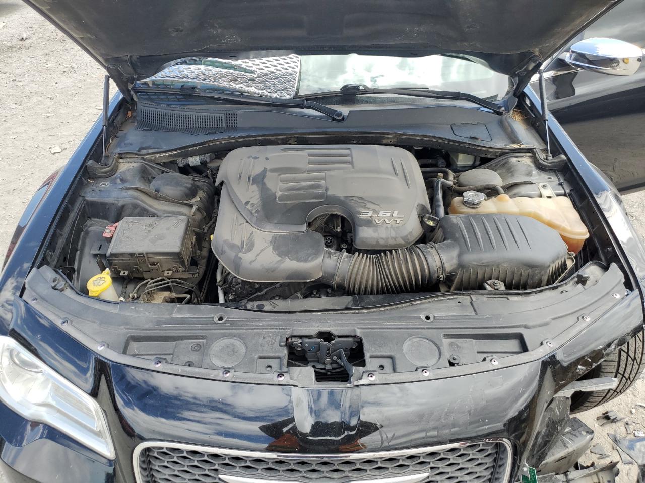 2C3CCAEG4GH116540 2016 Chrysler 300C