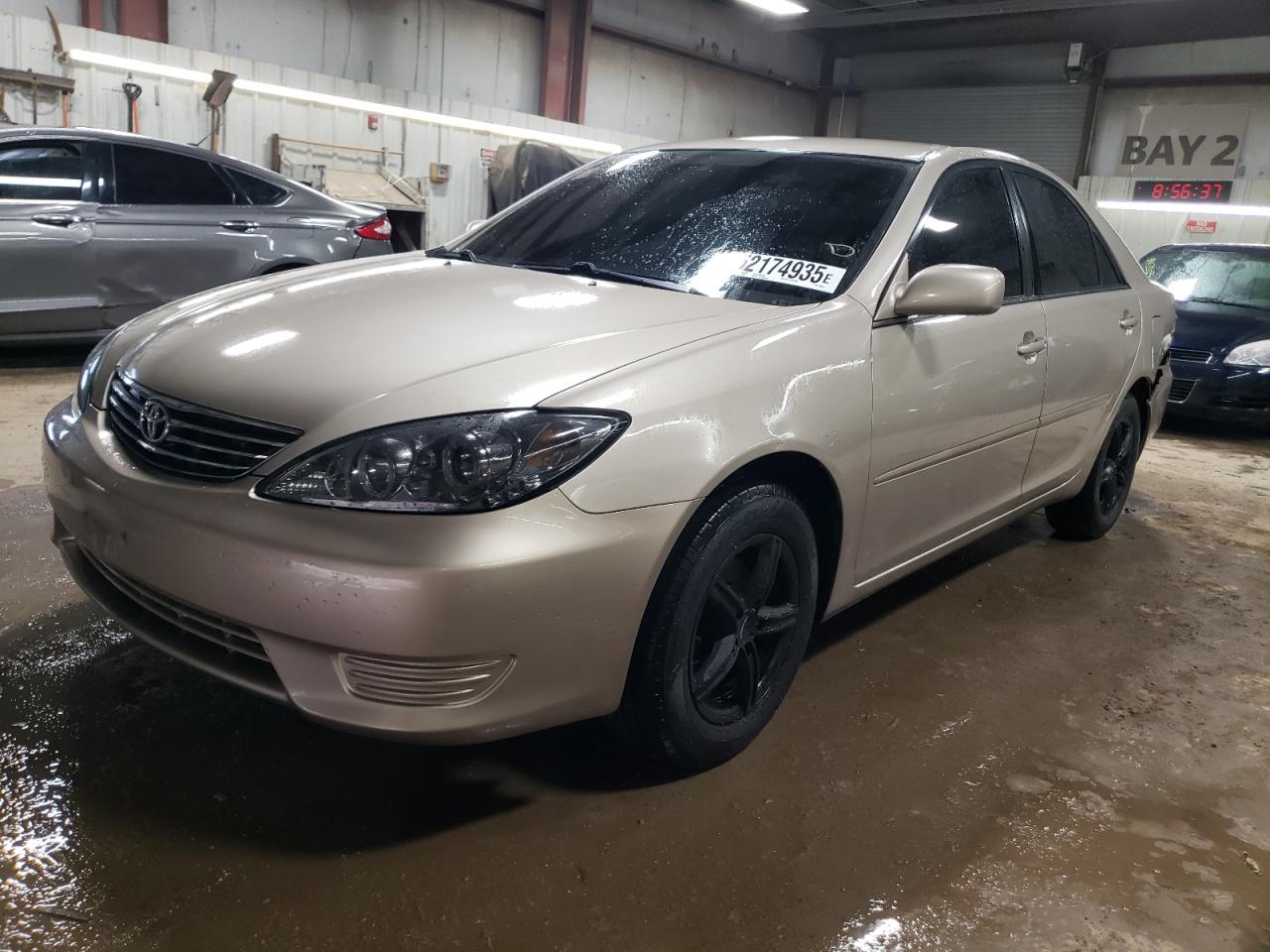 2006 Toyota Camry Le за продажба в Elgin, IL - Rear End