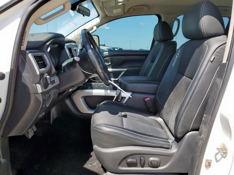  NISSAN TITAN 2019 Білий