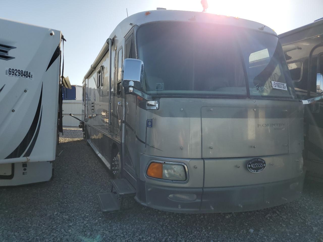 2002 Spartan Motors Motorhome 4Vz на продаже в North Las Vegas, NV - Minor Dent/Scratches