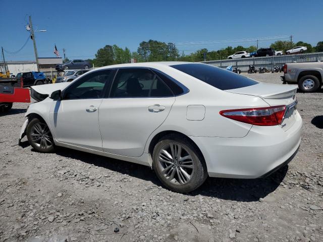 Седаны TOYOTA CAMRY 2016 Белы