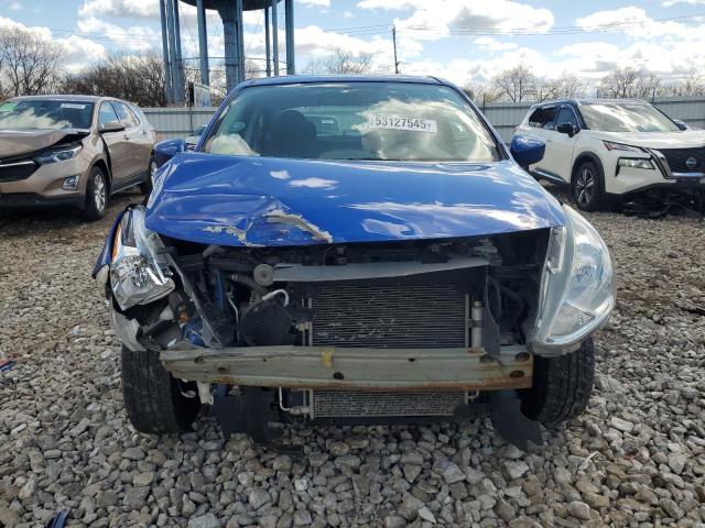 Седани NISSAN VERSA 2016 Синій