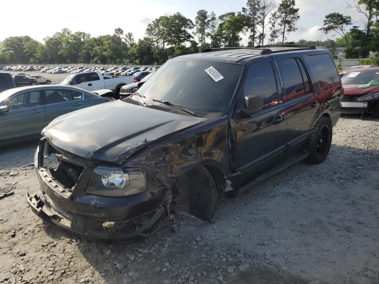 2003 Ford Expedition Xlt for Sale in Byron, GA - Front End