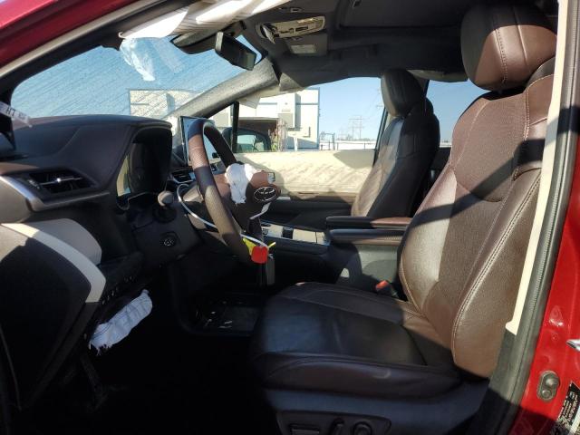  TOYOTA SIENNA 2023 Червоний