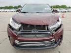 2019 Toyota Highlander Le   for Sale in Grand Prairie, TX - Front End