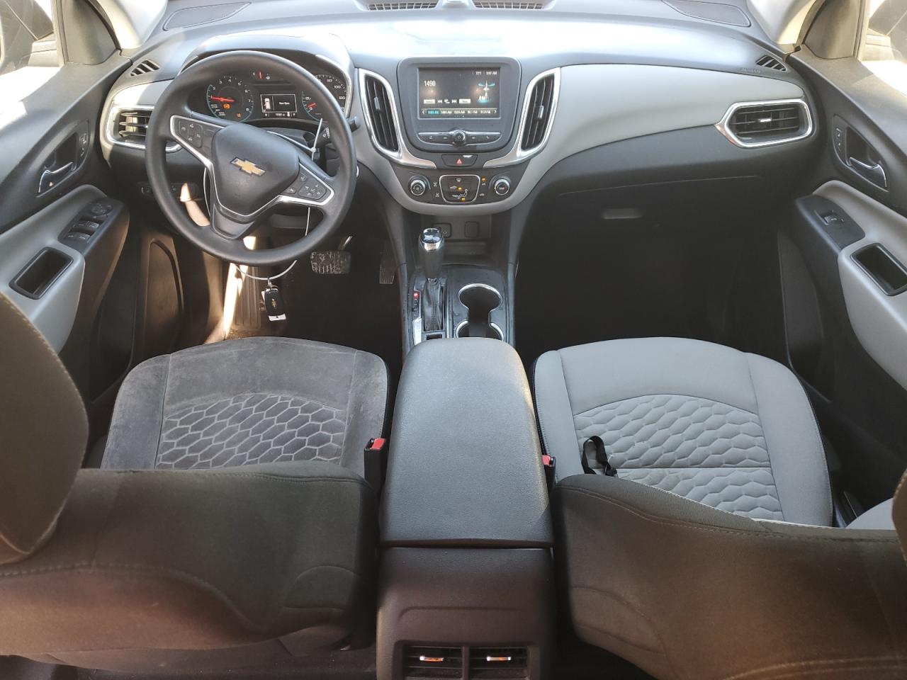 3gnaxhev2js596331 3GNAXHEV2JS596331 2018 Chevrolet Equinox Ls