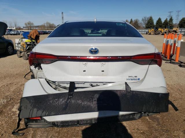  TOYOTA AVALON 2022 Biały