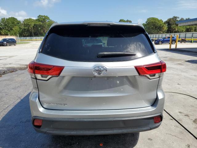  TOYOTA HIGHLANDER 2019 Сріблястий