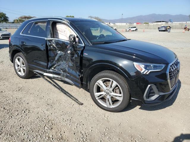  AUDI Q3 2020 Черный