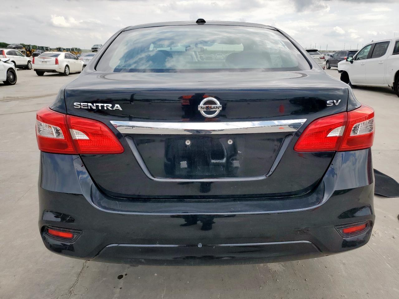 2017 Nissan Sentra S VIN: 3N1AB7AP0HL662052 Lot: 53081935