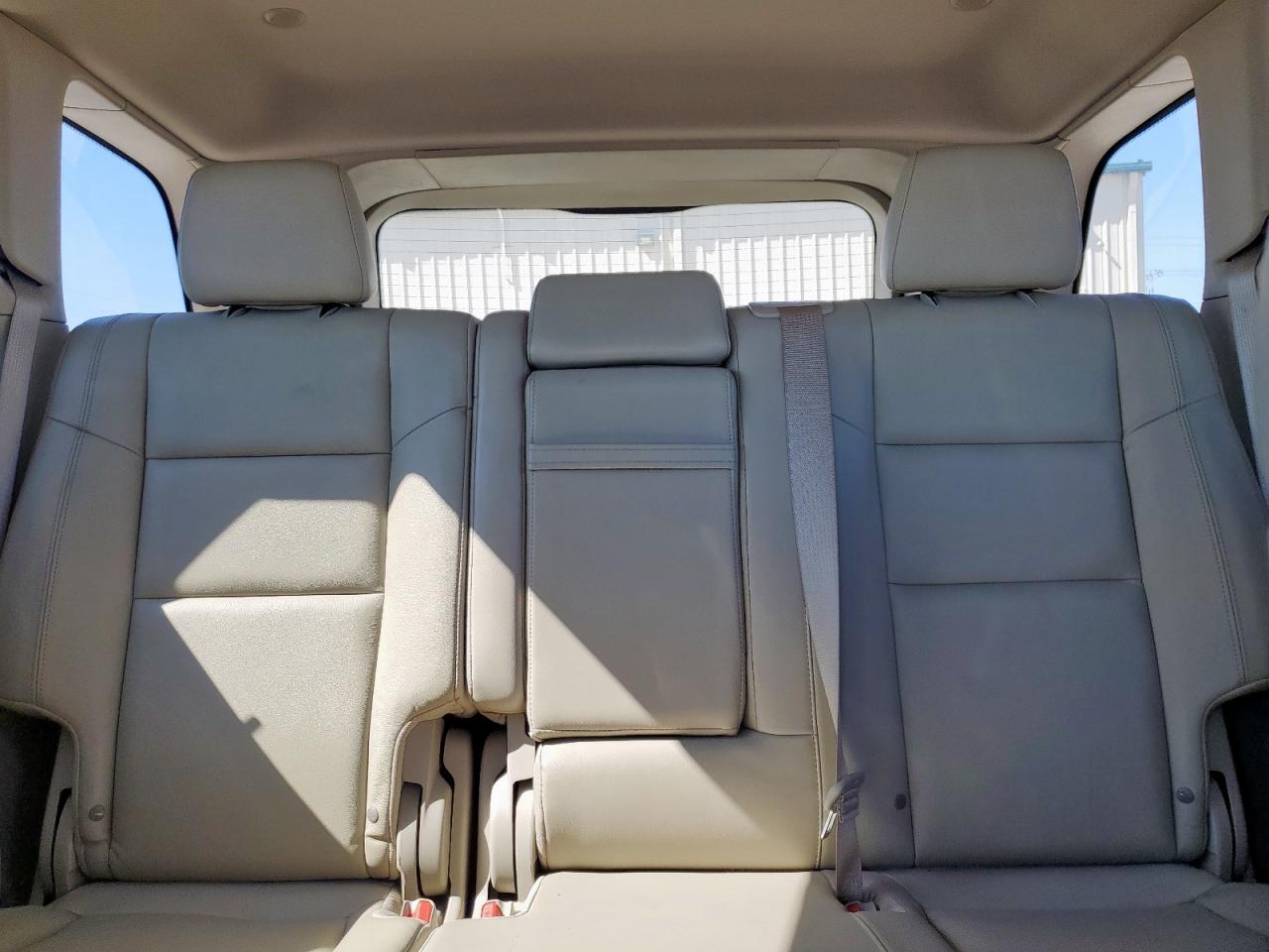 2020 Jeep Grand Cherokee - Image 10