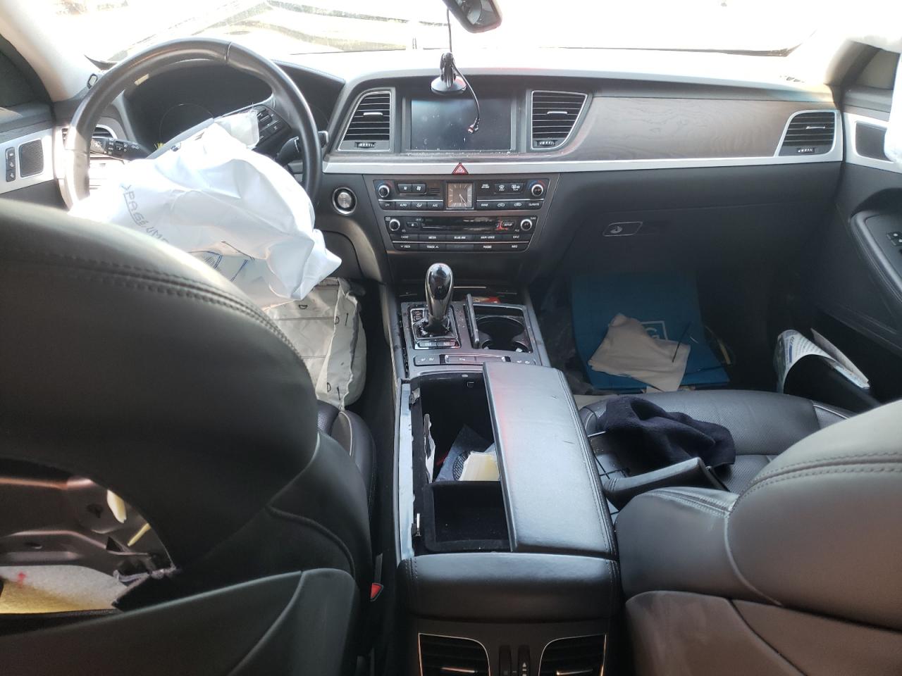 2015 Hyundai Genesis 5.0L VIN: KMHGN4JF2FU025666 Lot: 53066155