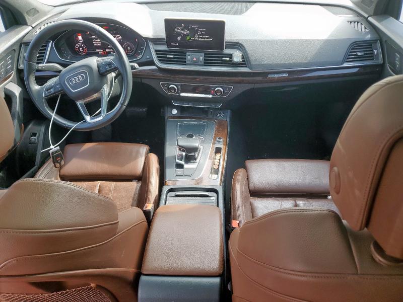  AUDI Q5 2019 Granatowy