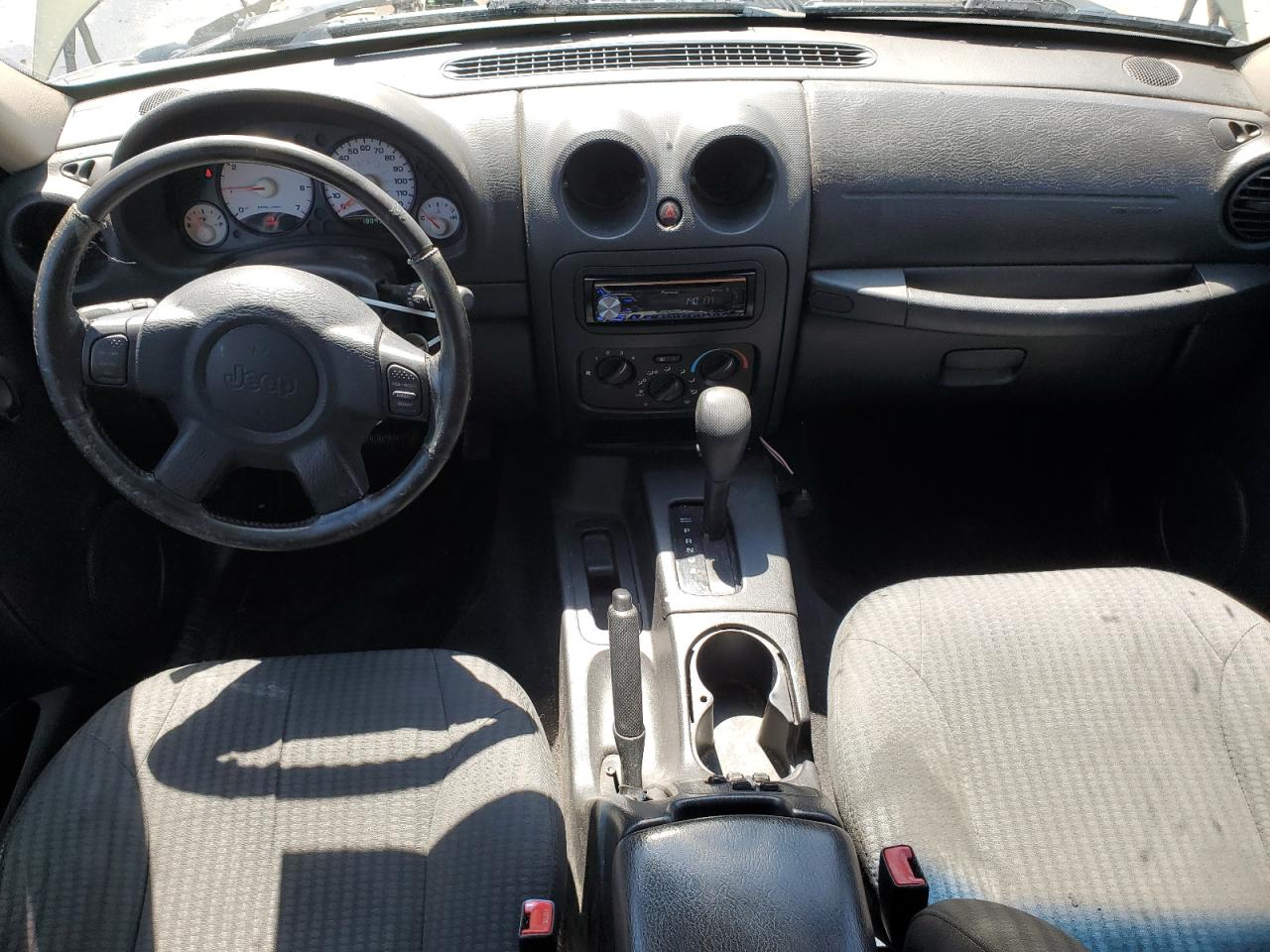 2004 Jeep Liberty Sport VIN: 1J4GK48K04W264631 Lot: 53144595