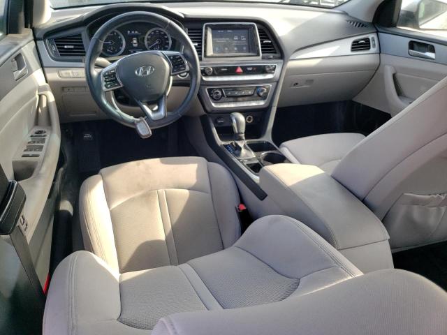  HYUNDAI SONATA 2018 Серебристый