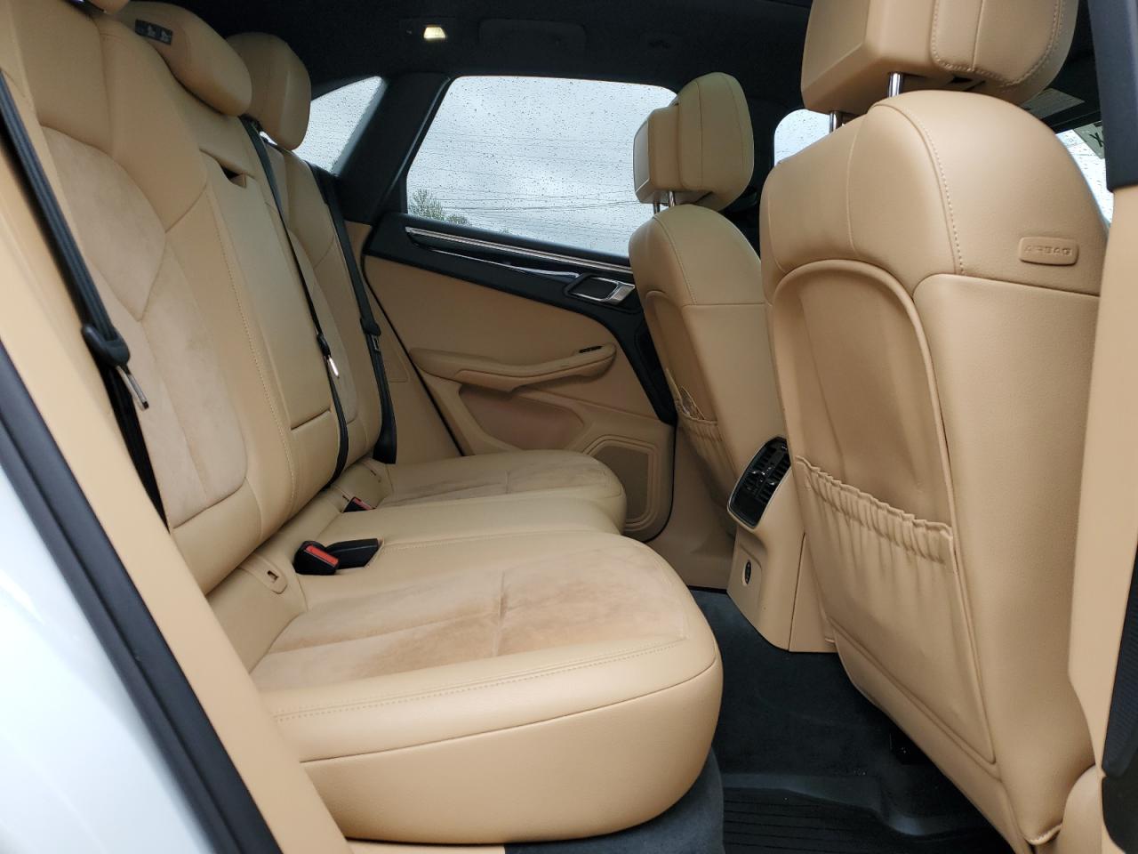 2017 Porsche Macan VIN: WP1AA2A5XHLB03815 Lot: 51496745