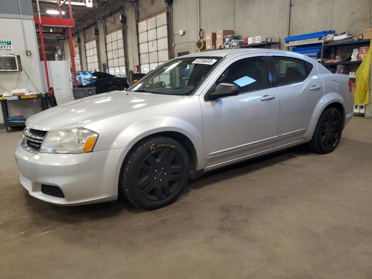2012 Dodge Avenger Se продається в Blaine, MN - All Over