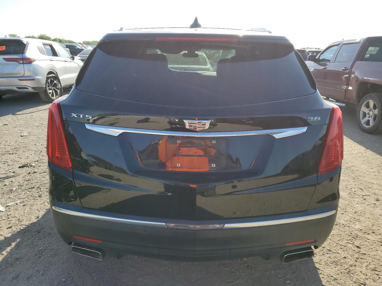 2017 Cadillac Xt5 Luxury VIN: 1GYKNBRS3HZ246472 Lot: 52244585