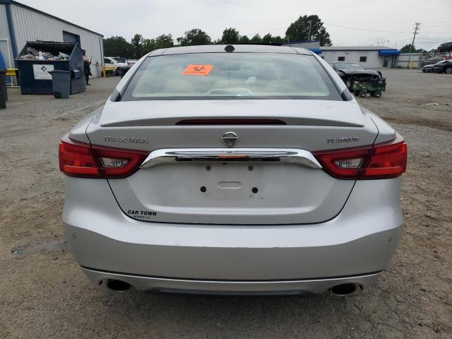 Sedans NISSAN MAXIMA 2017 Srebrny