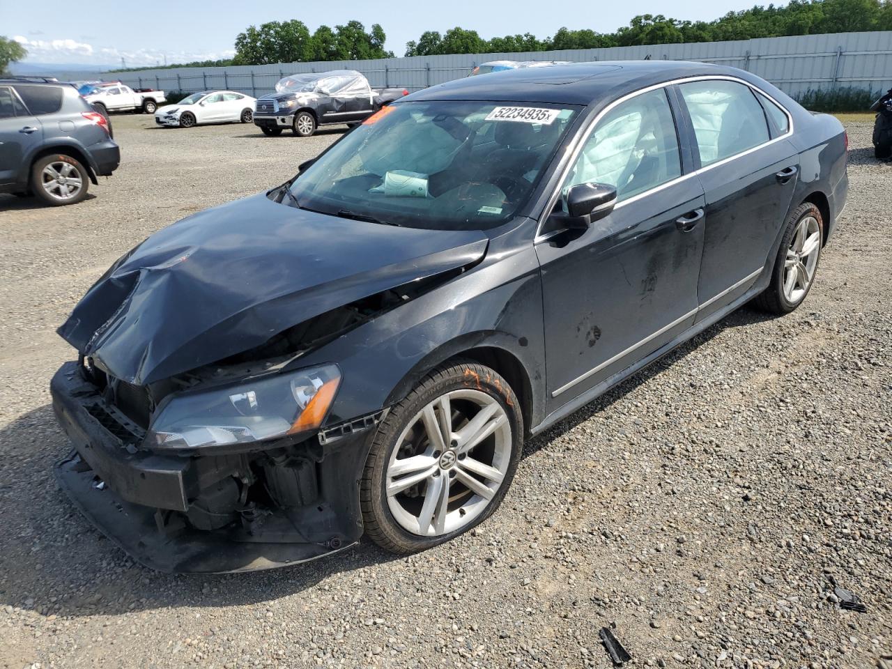 2015 Volkswagen Passat Sel for Sale in Anderson, CA - Front End
