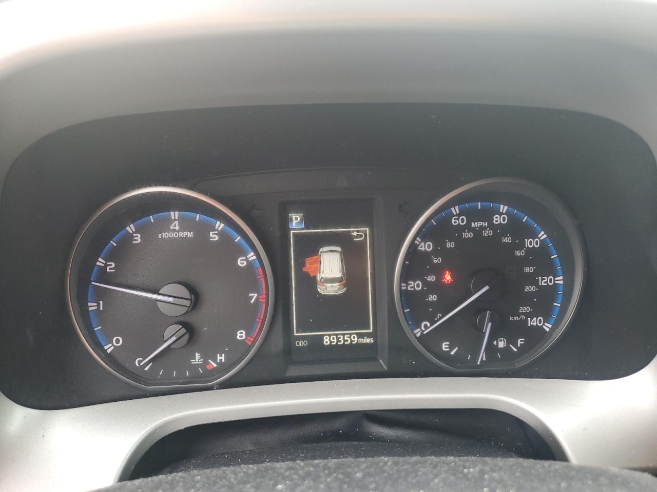 2t3rfrev1jw771224 2T3RFREV1JW771224 2018 Toyota Rav4 Adventure