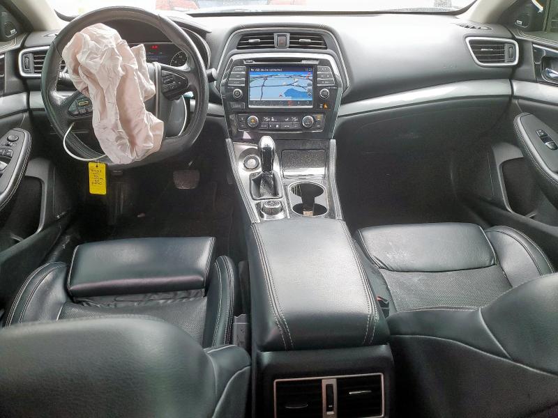 Sedans NISSAN MAXIMA 2017 Czarny