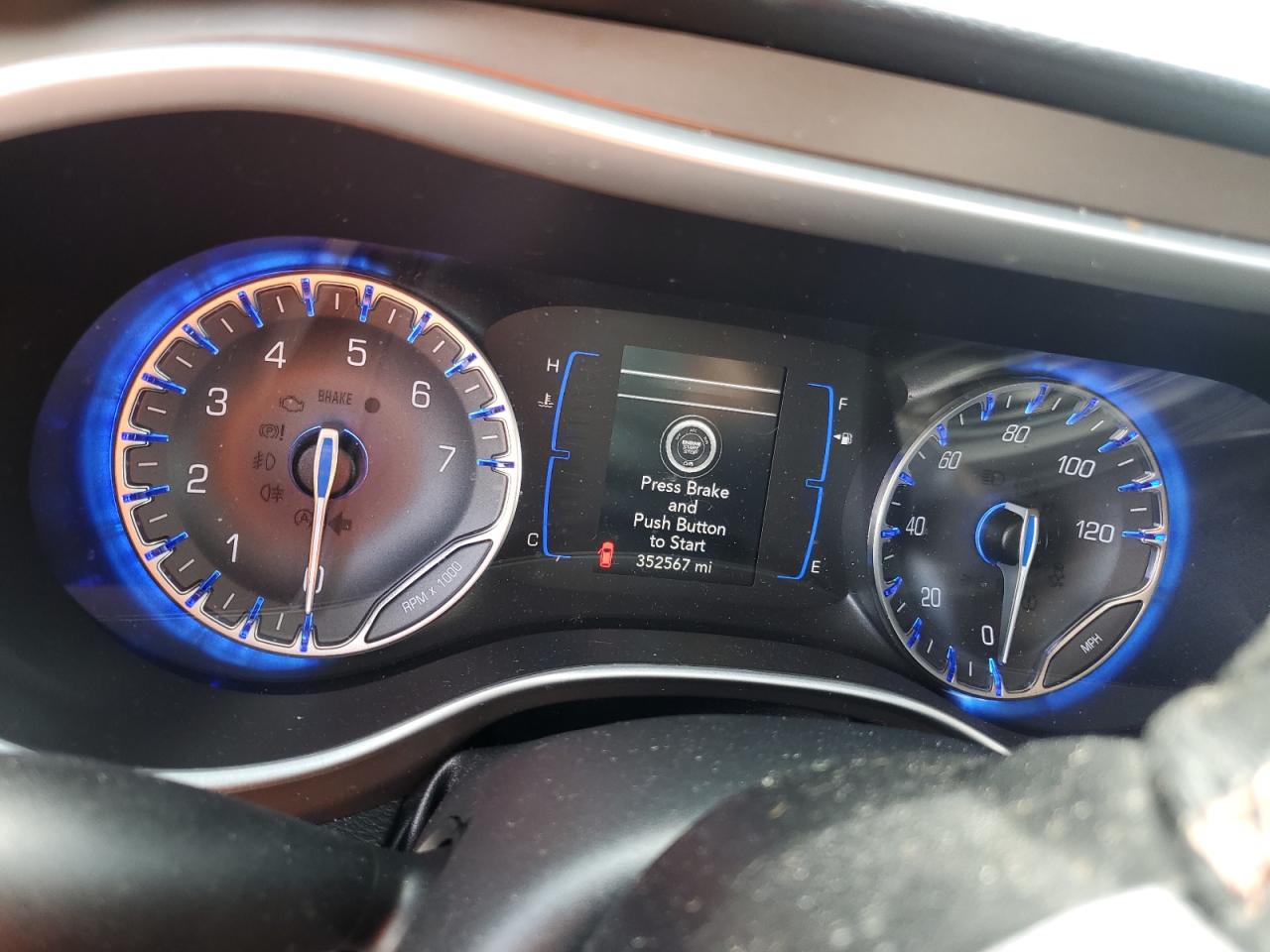 2019 Chrysler Pacifica Touring L VIN: 2C4RC1BG1KR613493 Lot: 51310335