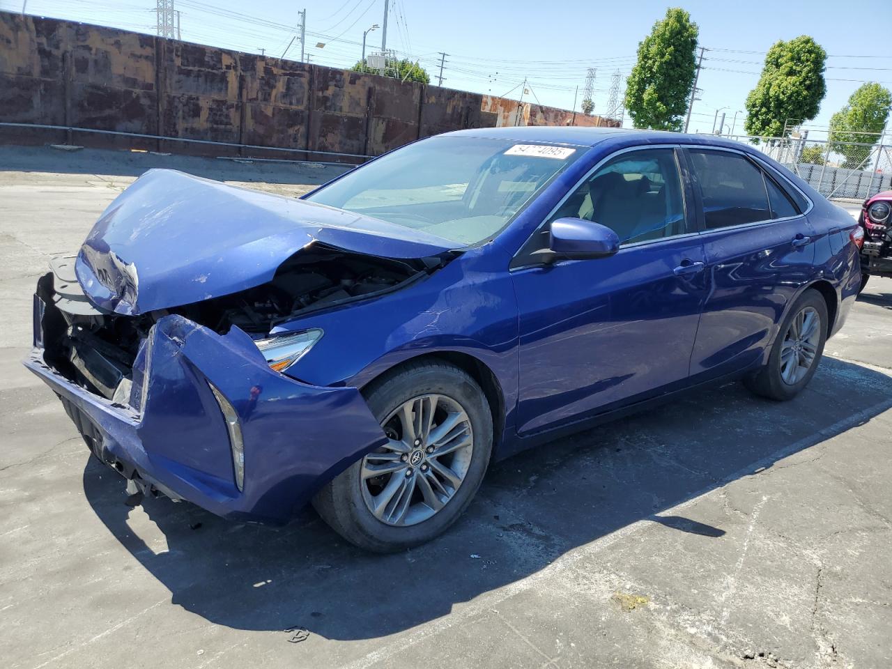 2015 Toyota Camry Le продається в Wilmington, CA - Front End
