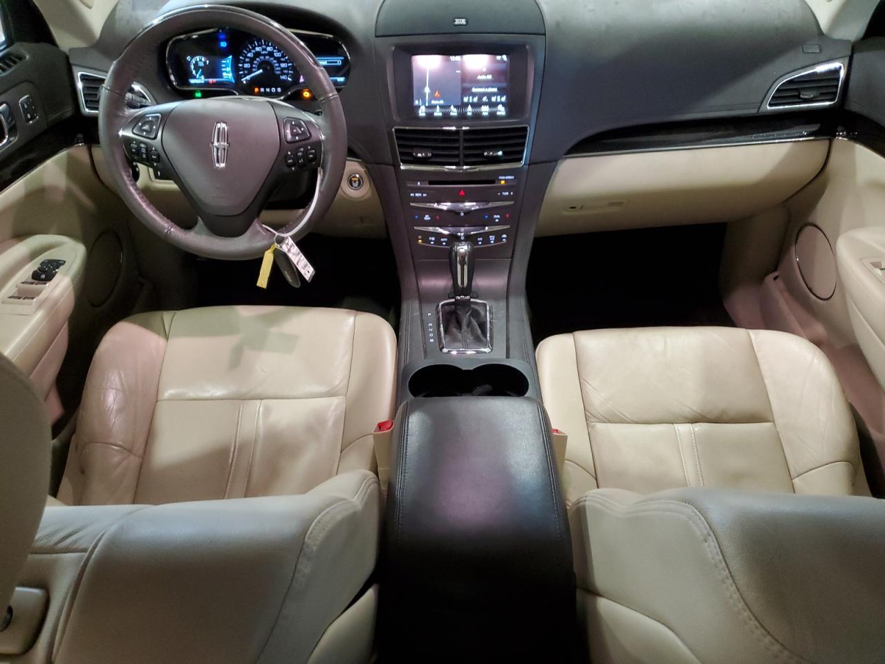 2019 Lincoln Mkt VIN: 2LMHJ5AT8KBL04197 Lot: 51627125