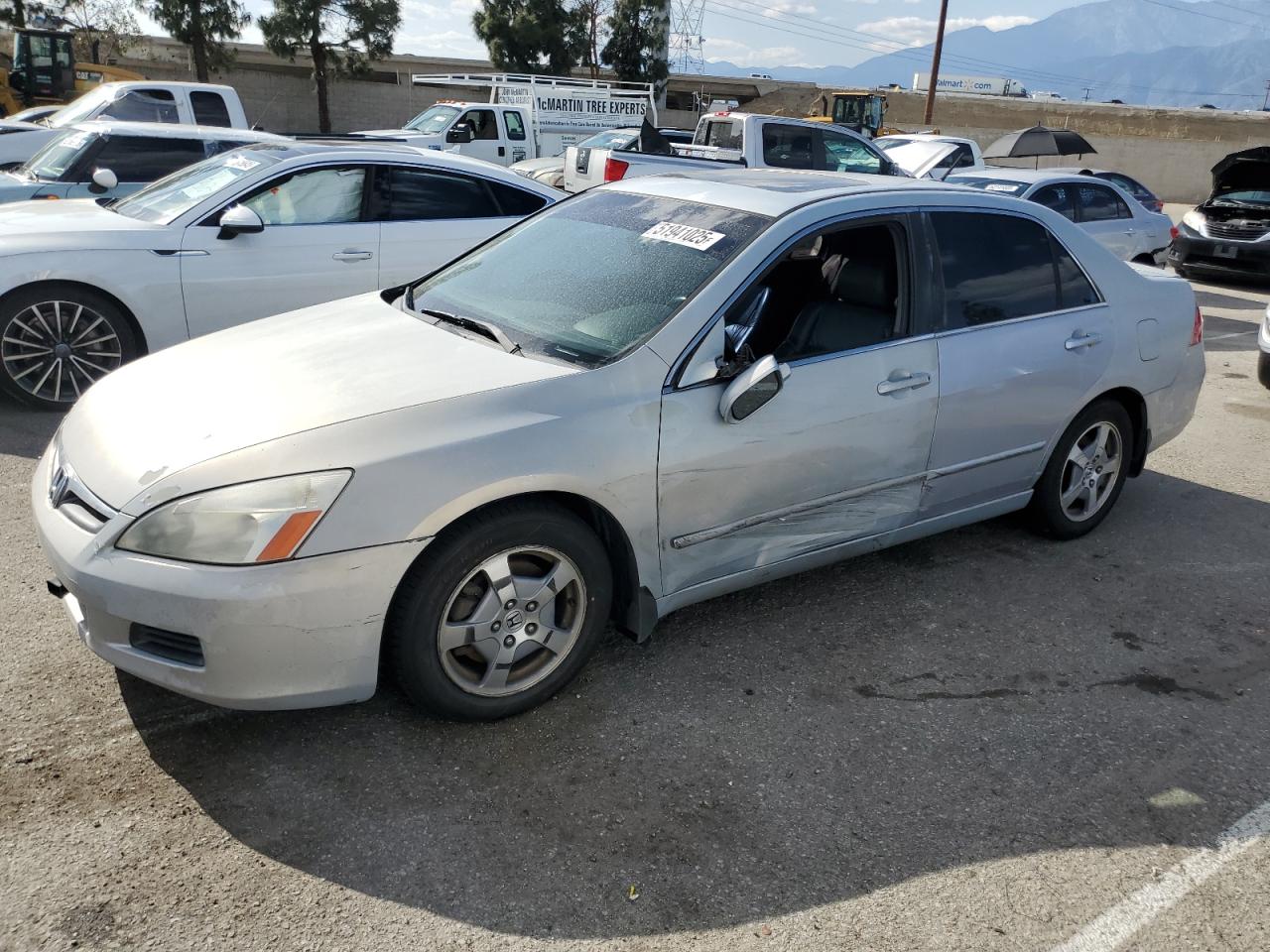2007 Honda Accord Hybrid for Sale in Rancho Cucamonga, CA - Side