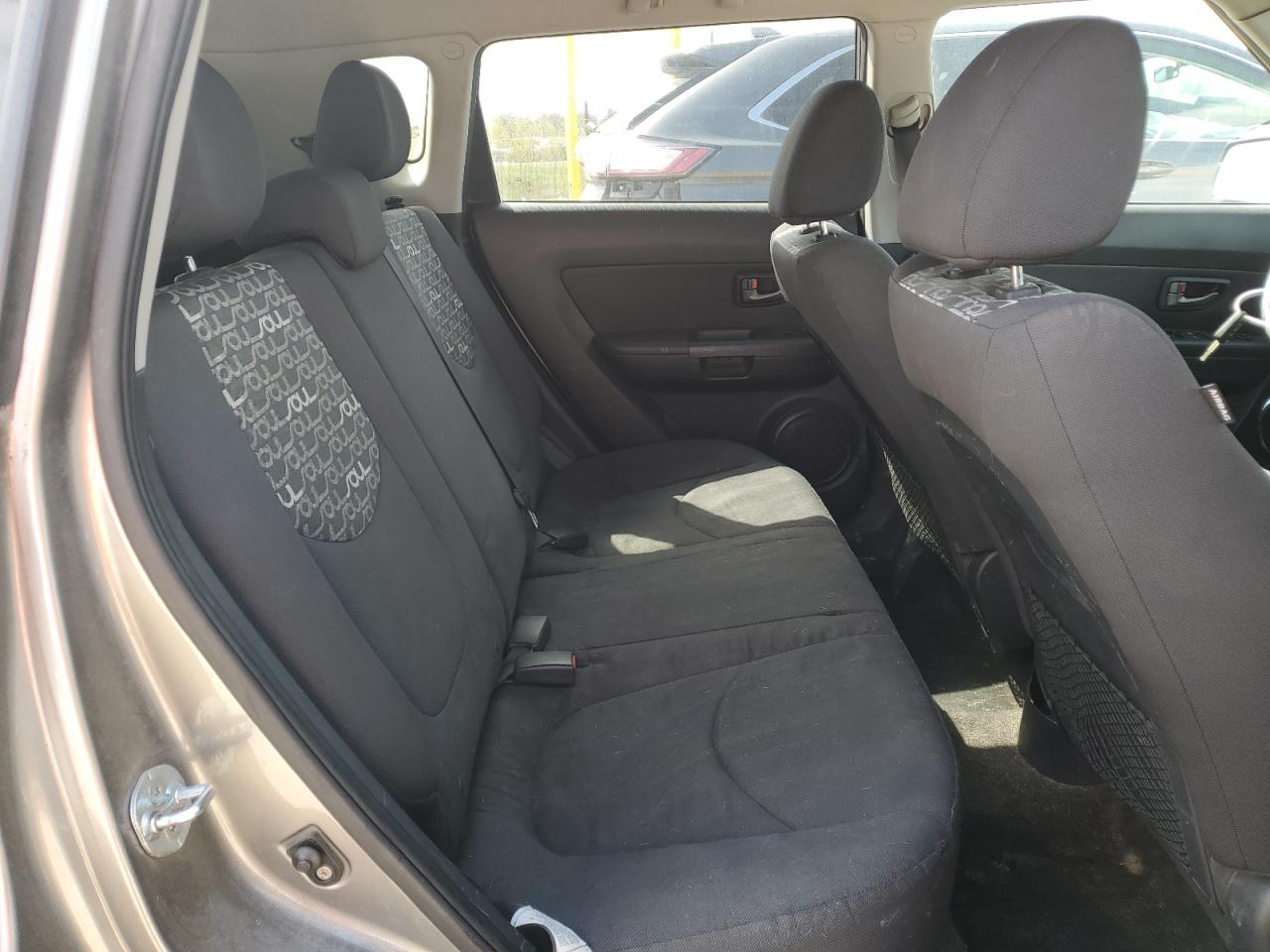 2011 Kia Soul + VIN: KNDJT2A24B7213969 Lot: 52932525