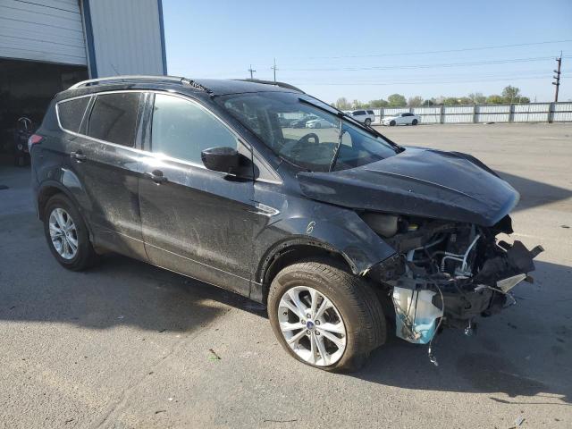 Parquets FORD ESCAPE 2017 Czarny