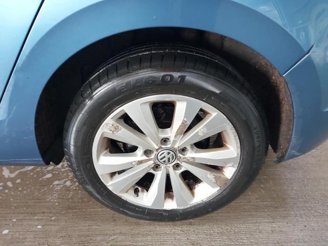 2016 VOLKSWAGEN GOLF SV SE