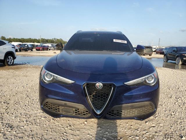  ALFA ROMEO STELVIO 2021 Granatowy