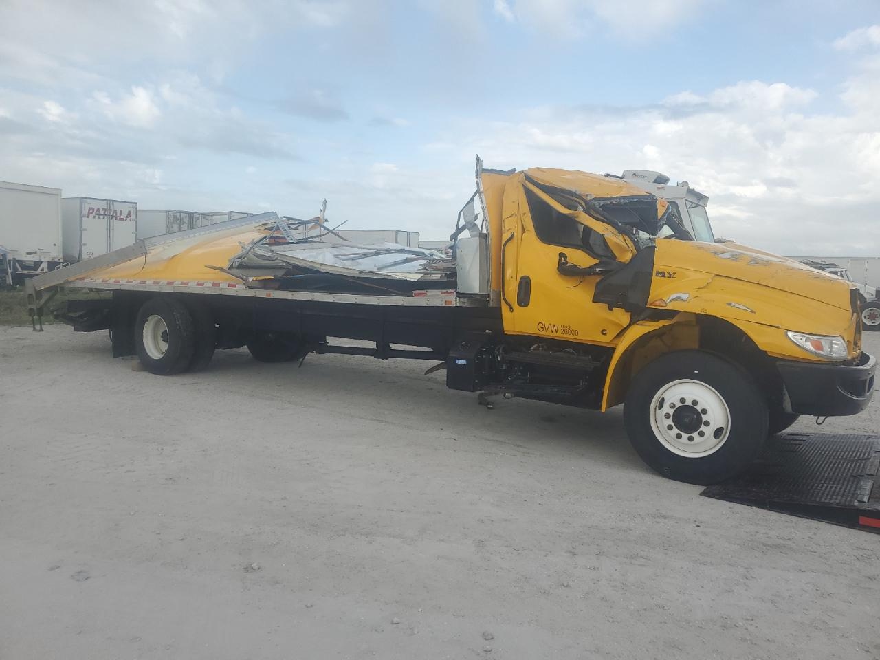 2022 International Mv607 Box Truck продається в West Palm Beach, FL - Rollover