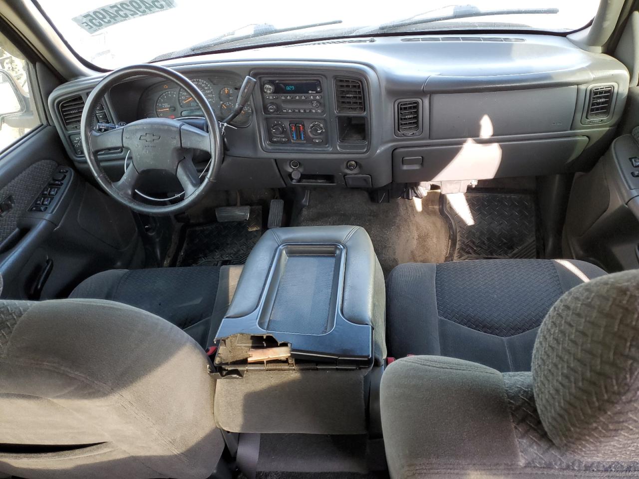 2003 Chevrolet Avalanche K1500 VIN: 3GNEK13T43G221829 Lot: 54925495